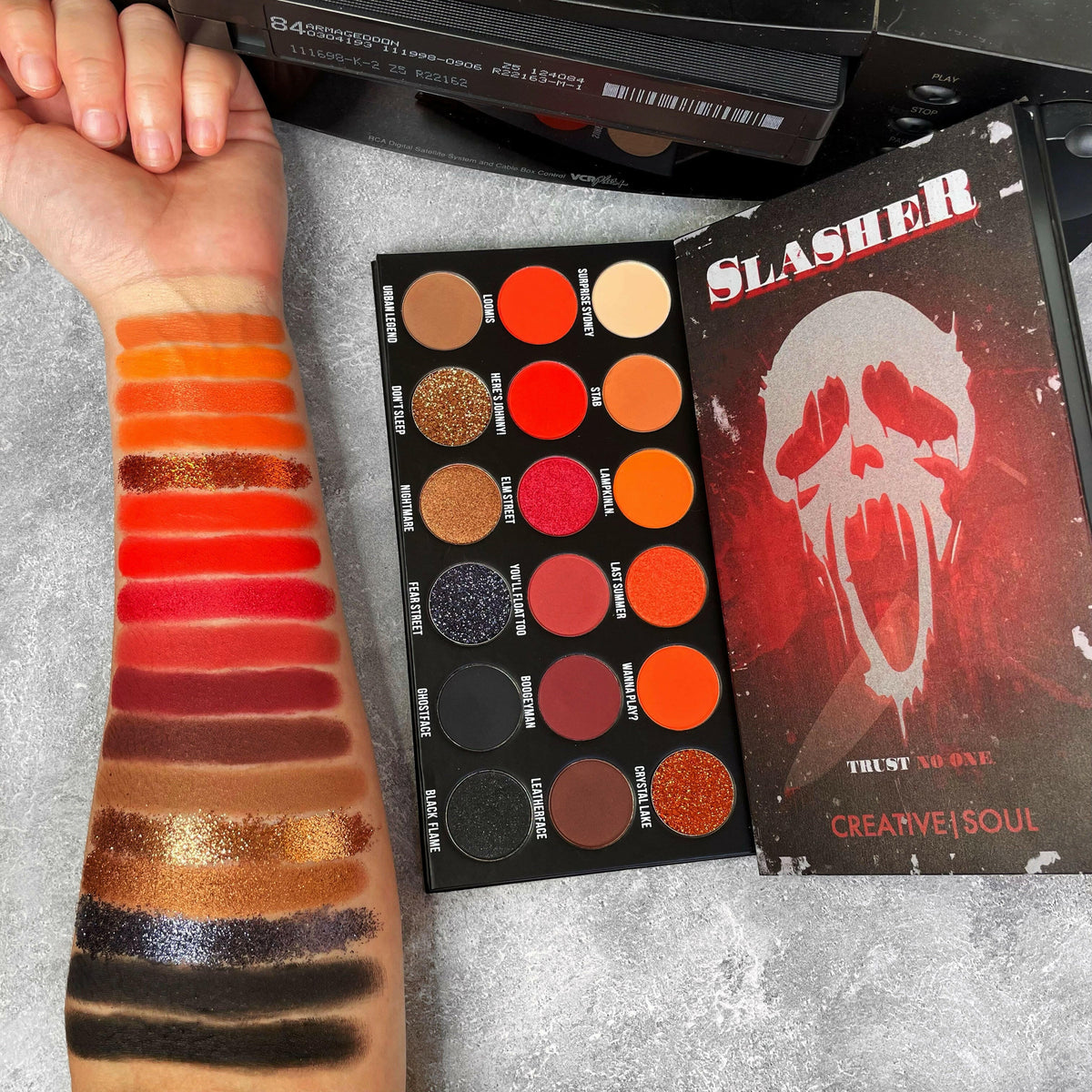 Slasher Eyeshadow Palette – 18 Horror-Inspired Shades