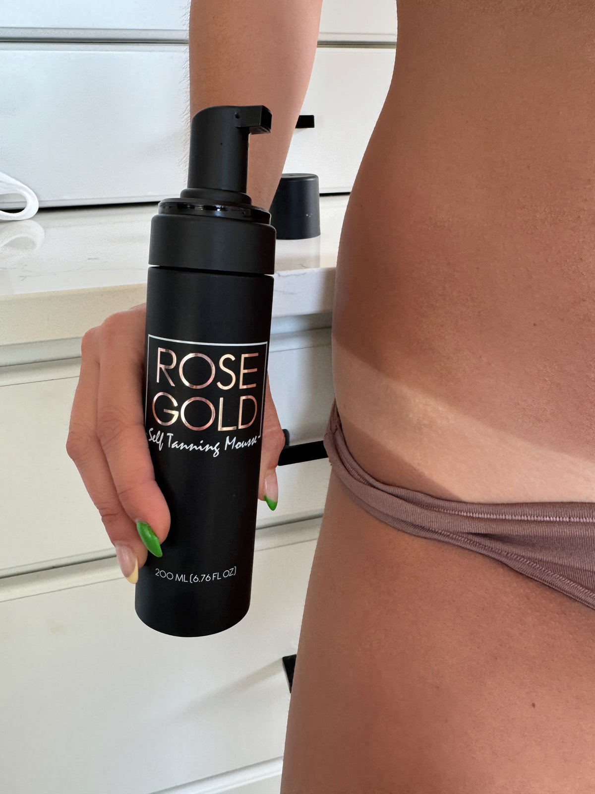 Rose Gold Sunless Rapid Rinse Self-Tanning Mousse – Dark Neutral